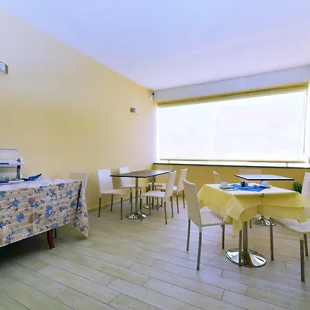 ベッド・アンド・ブレックファスト Sud 3*